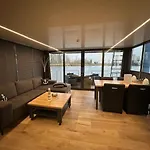 شقة Hausboot La Mare Seeblick *