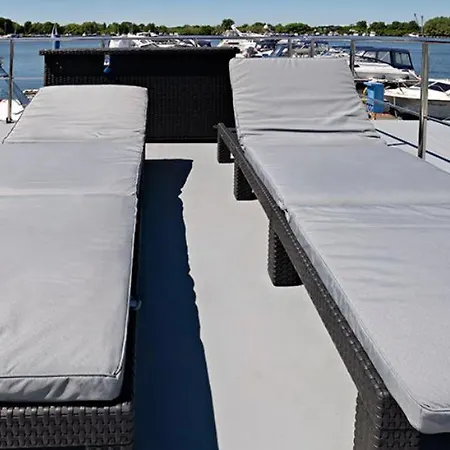 Hausboot La Mare Seeblick Weyhe