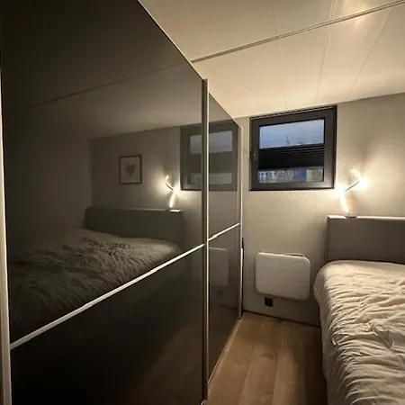 Hausboot La Mare Seeblick Lägenhet